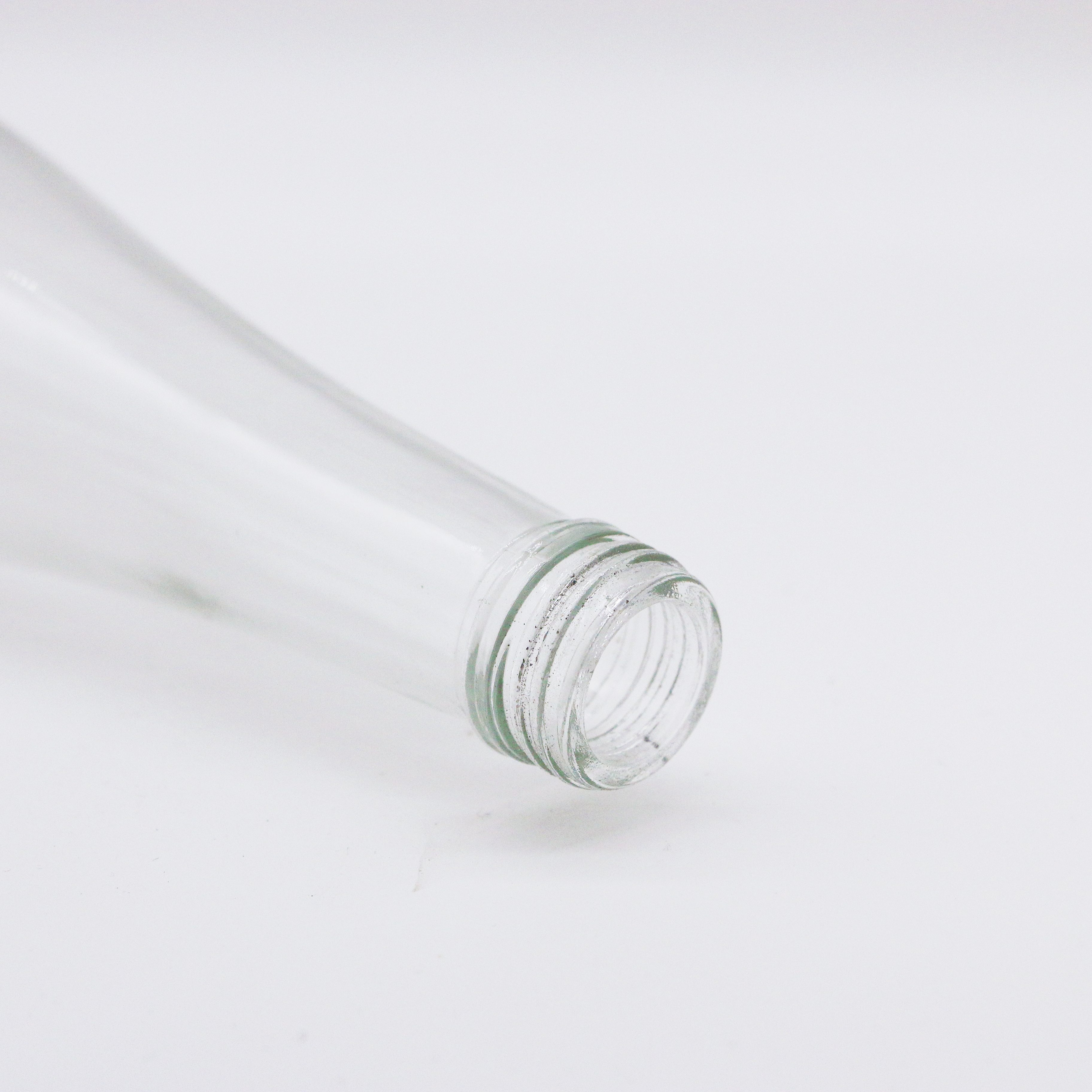 300mL 500mL Clear spring sparkling wster soda empty glass bottle Fiji Natural glass bottle