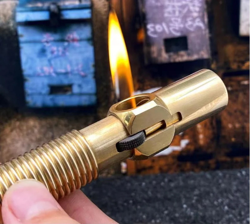 New Creative design screw cigar lighter brass copper kerosene lighter