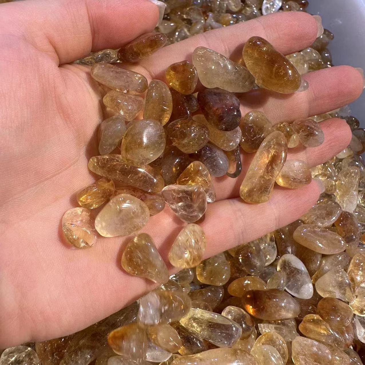 Wholesale Reki Rough Raw Rocks Citrine Gravel  Tumbled feng shui Bulk Gemstone and  Crystal Healing Chips Natural  Stone Crafts