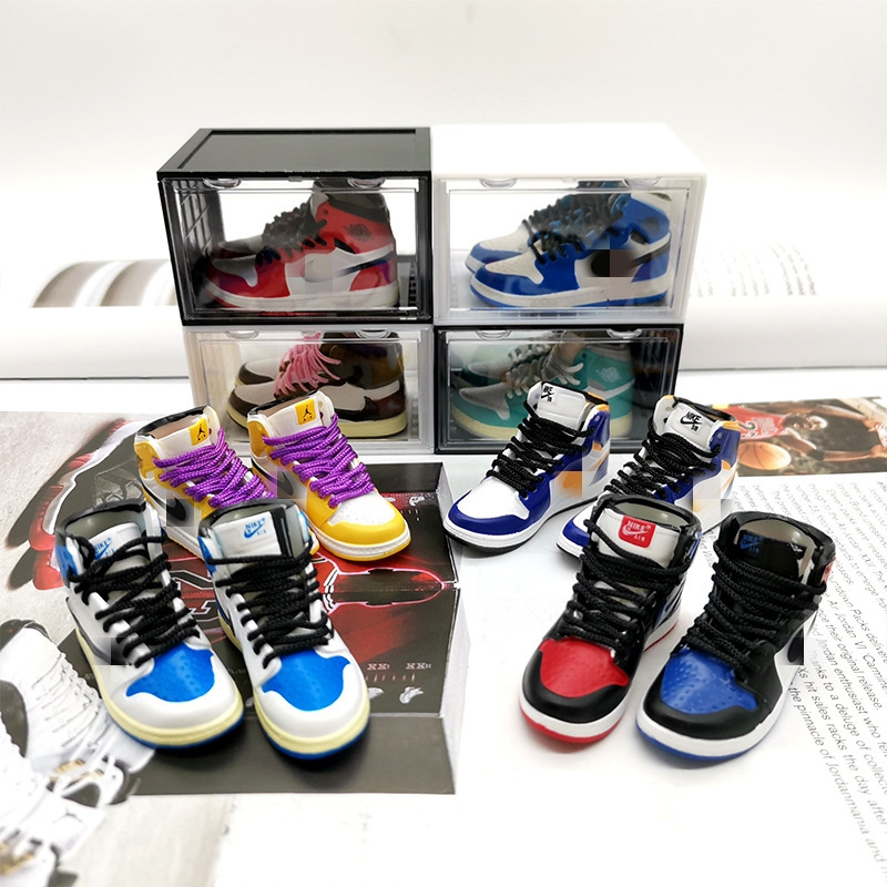 Wholesale Plastic mini sneakers Yee zy 350 v2 Air AJ1 Jordan1 OW Shoes Sneaker Keychain