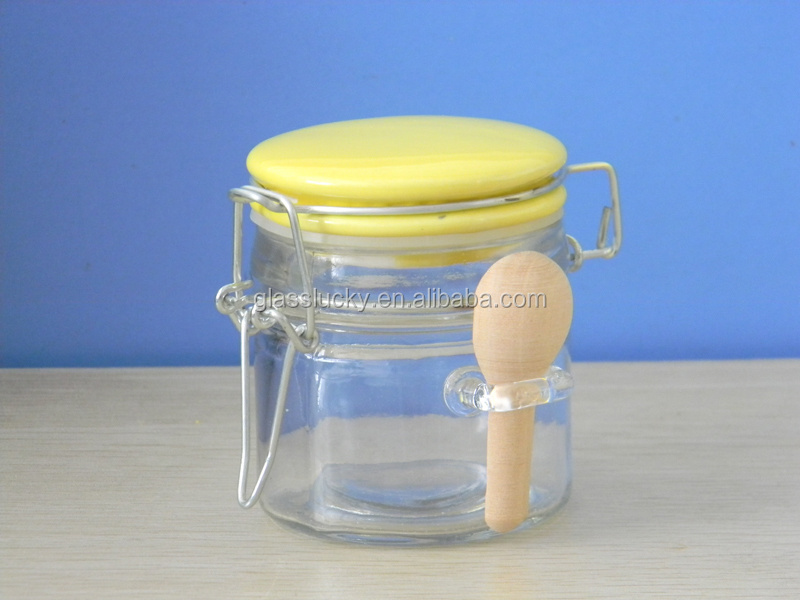 KW6602SS cheap swing top wholesale glass jar with spoon and ceramic lid for spices