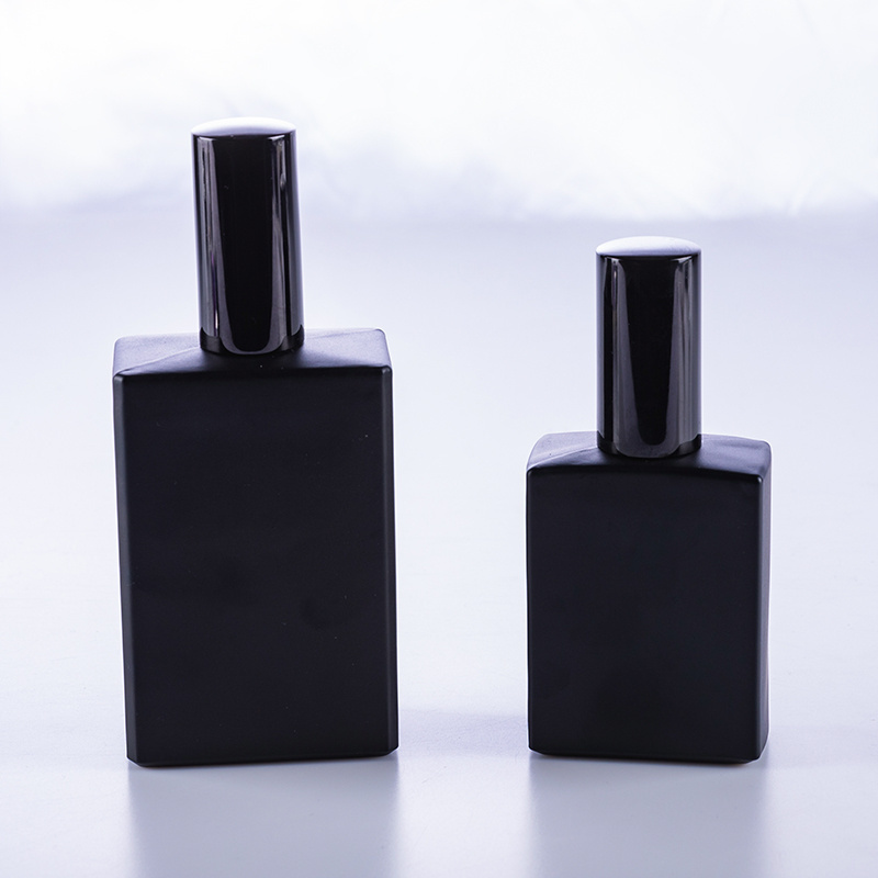 wholesale room spray 30ml 50ml 100ml empty customized black square  perfume glass bottles for sale