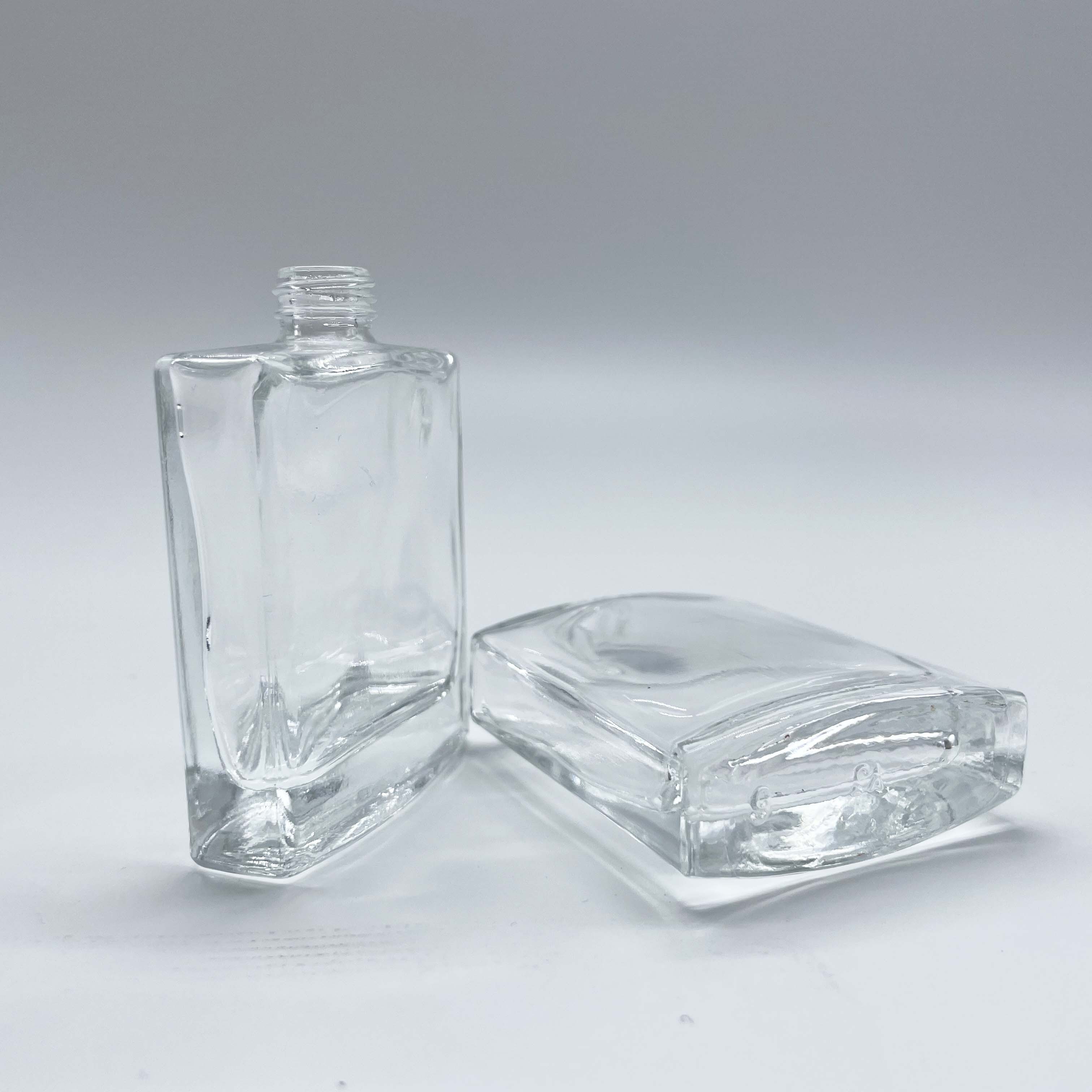 Hot sale Tequila Gin brandy Wine Vodka Glass Bottle for Liquor 50ml Empty Mini Glass Liquor Bottle