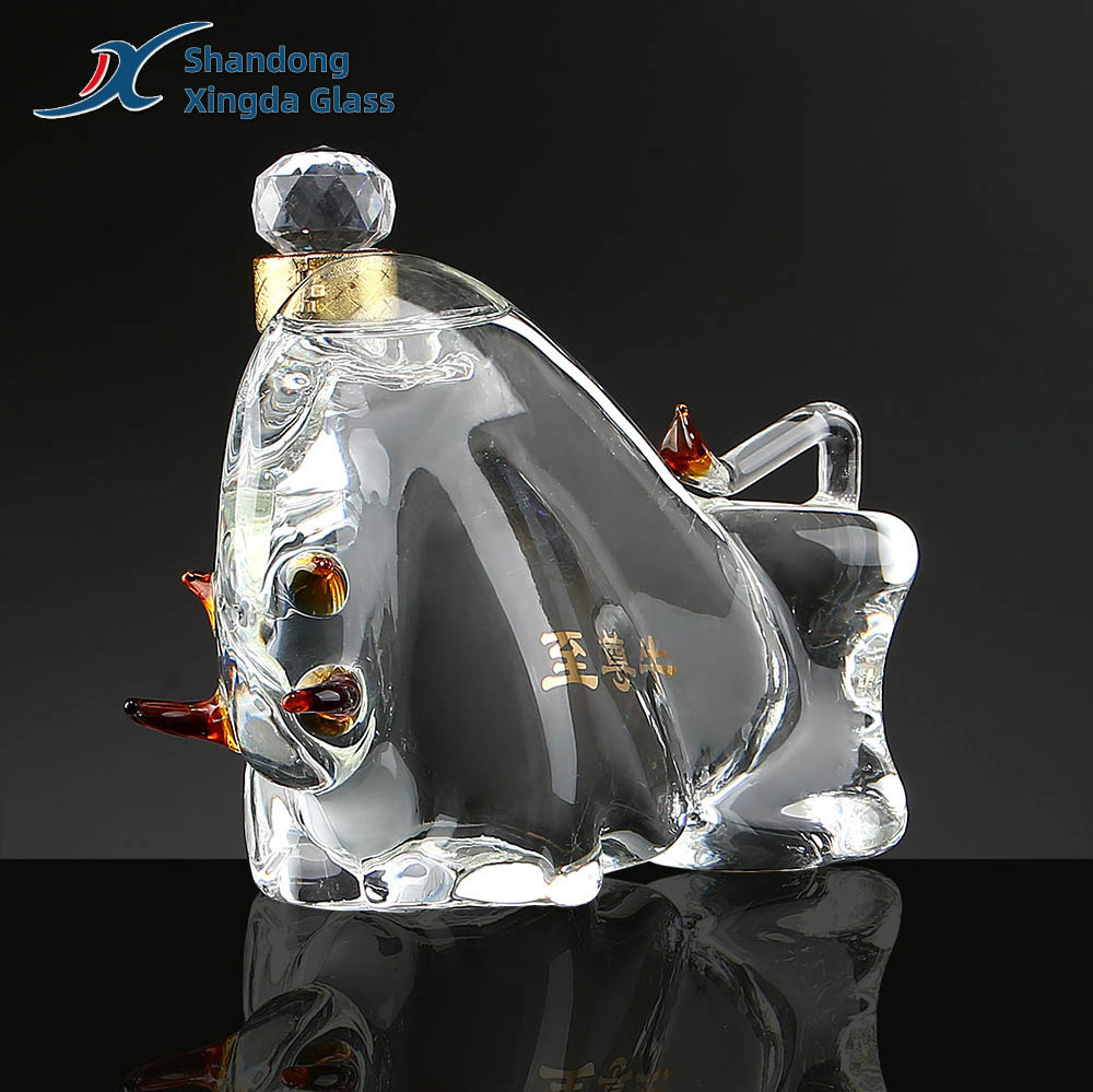 Customize 500Ml 1000Ml 1500Ml Animal Bull Shaped Borosilicate Clear Glass Decanter Factory For Alcohol