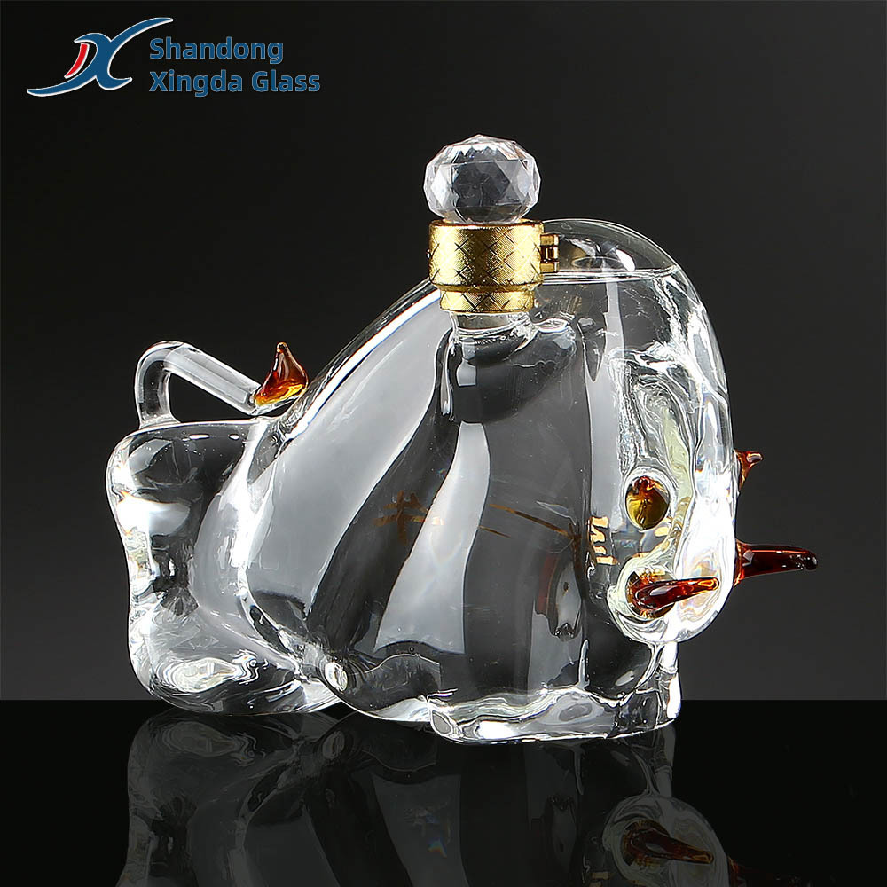 Customize 500Ml 1000Ml 1500Ml Animal Bull Shaped Borosilicate Clear Glass Decanter Factory For Alcohol