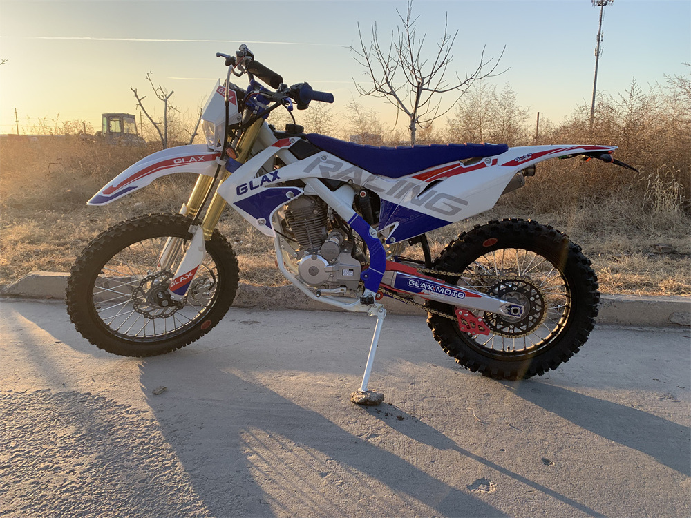 Dirt Bike 250cc  4 stroke off road motocross enduro motorcycle