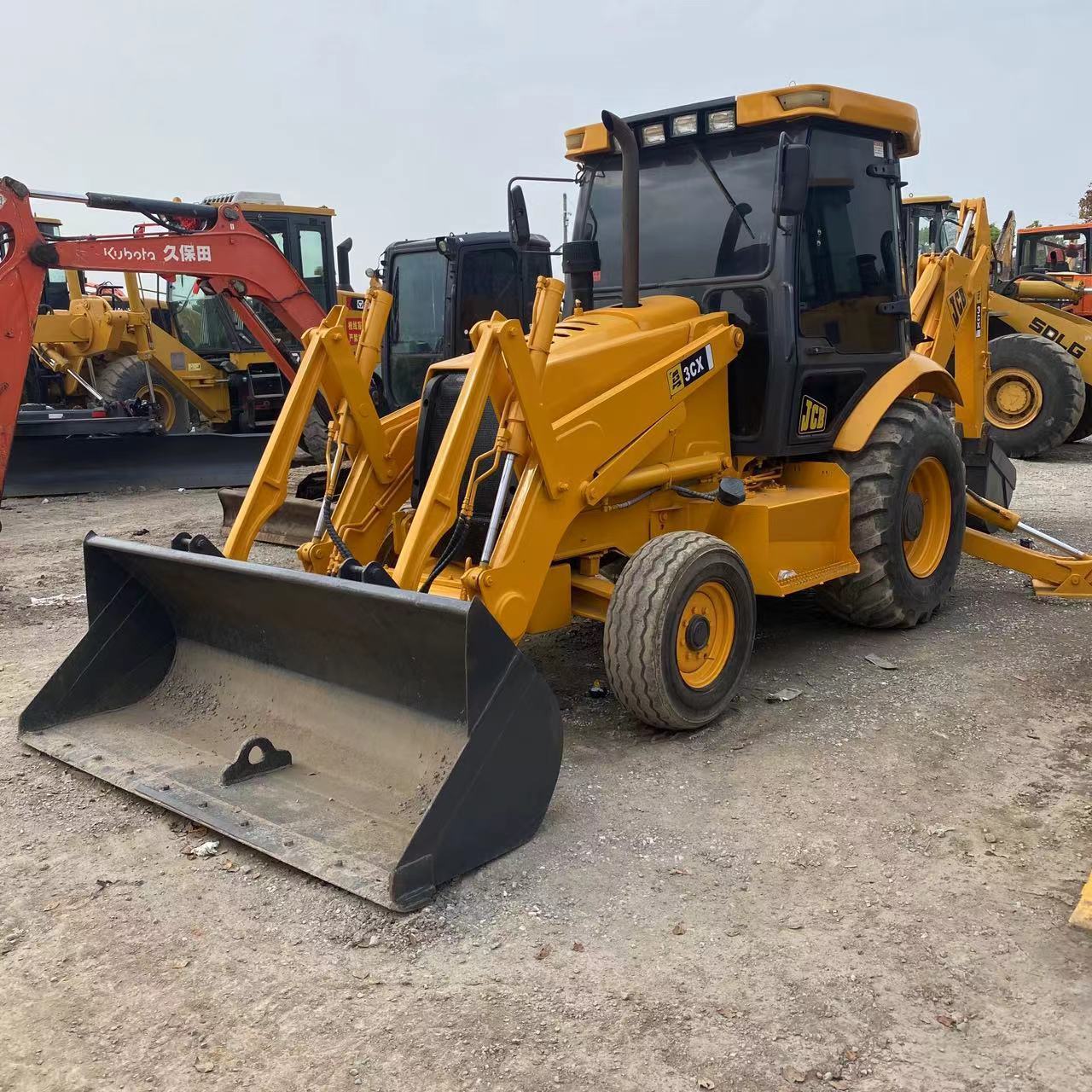 Hot selling second-hand backhoe excavators JCB 3CX with suitable prices available for sale