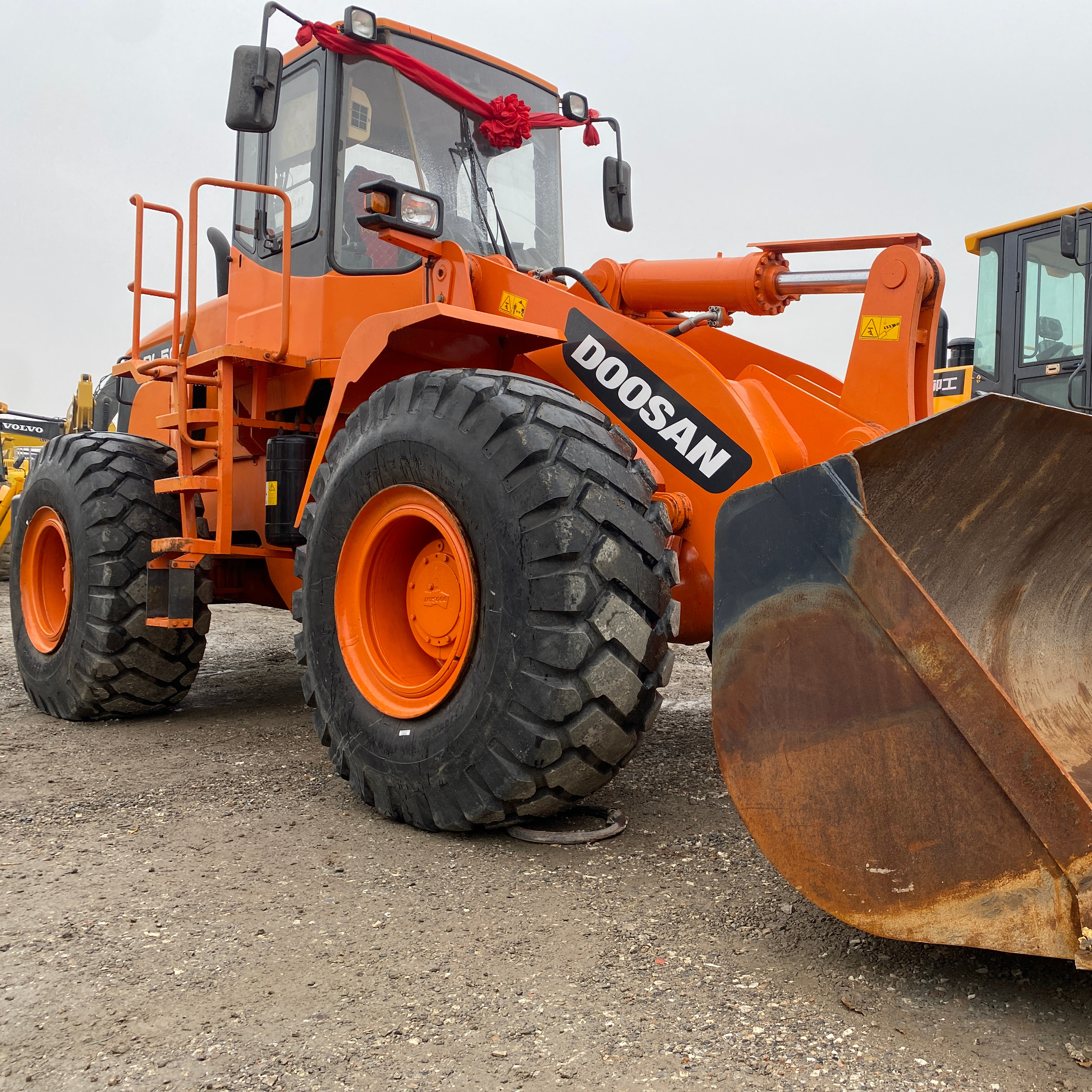 CE EPA certificate cheap price Used loader DOOSAN DL505 Wheel Loader 5ton 6 ton 8ton cat used Original wheel loader in Japan