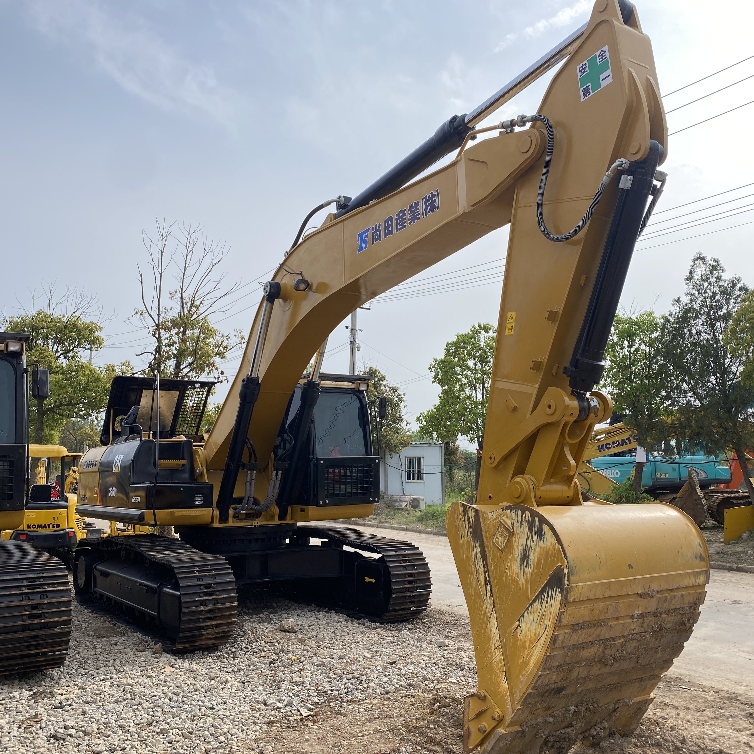 Low price Caterpillar 336d2 excavator CAT 336d2 349d 390d hydraulic excavator for sale