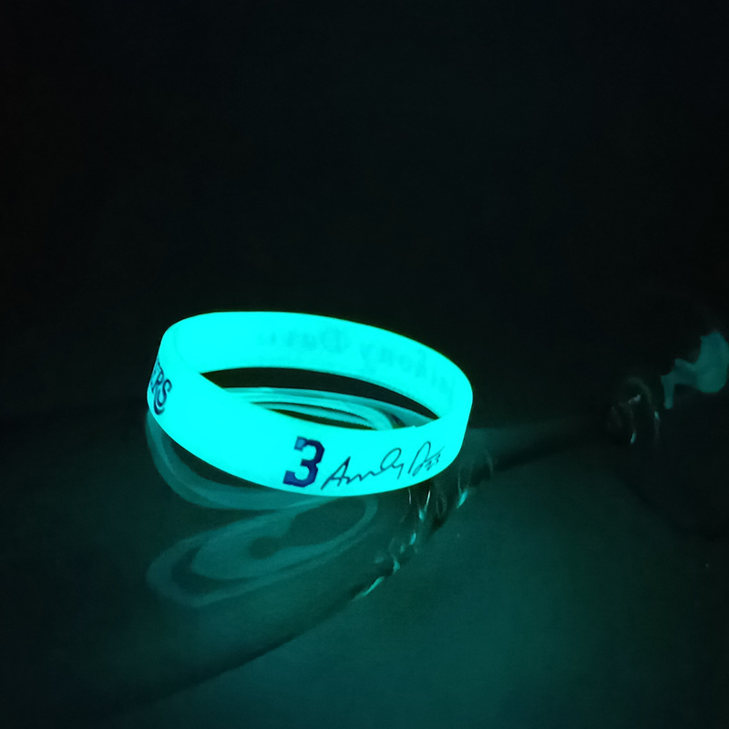 Custom Logo Color Size Glow In Dark Silicone Glowing Bracelet Custom luminous silicone wristband