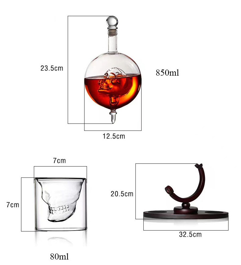 Skull-shaped Glass Globe Whiskey Decanter with 2 cups Glasses Dispenser with wooden Trays Wine Whiskey Glass Decanter