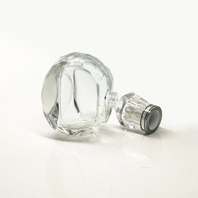 60ml Oval cool perfume glass bottle with pump aluminum cap