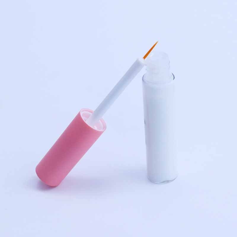 0.178 oz Eyelash Glue Super Strong Hold Eyelash Adhesive Waterproof Eyelash Glue Sensitive Eyes Lash Glue for False Lashes 5ml