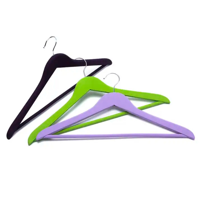 Quality wooden coat hangers custom non slip biodegradable clothes hangers for clothing