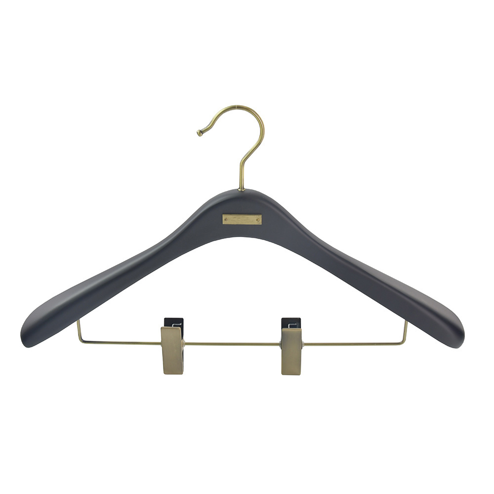 Custom Logo Luxury Black Hanger Brand Wood Coat Clothes Hanger for Men