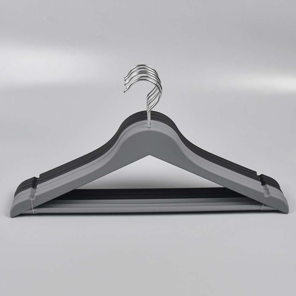 Custom Logo Matt Black Rubber Coating Black Plastic Coat Hanger for Shopping Store