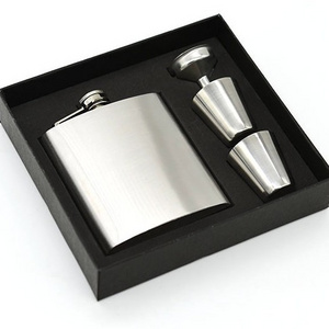 portable 7 OZ  stainless  steel steel whisky  Alcohol    hip flask set  for gift