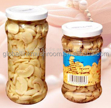 Cooked canned mushroom in brine PNS whole slice