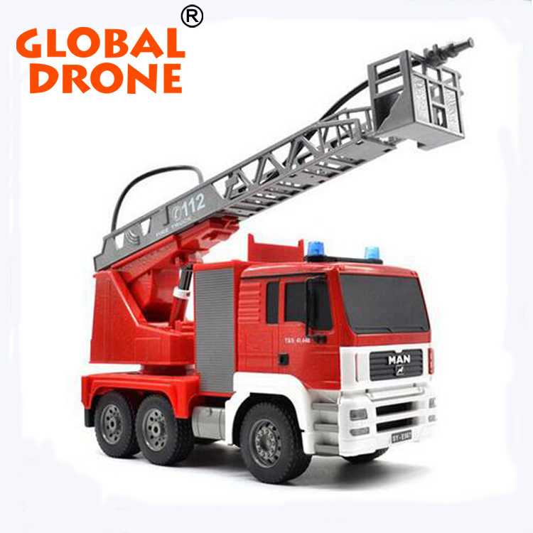 Hot sale toy! 1:20 2.4GHz rc fire truck with simulation sprinkler&sound&light& work station 660-degree rotation toy for kids