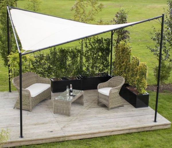 Good quality patio 200g polyester fabric roof Steel frame 2.7m height Butterfly gazebo