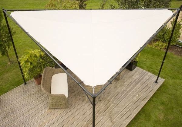 Good quality patio 200g polyester fabric roof Steel frame 2.7m height Butterfly gazebo