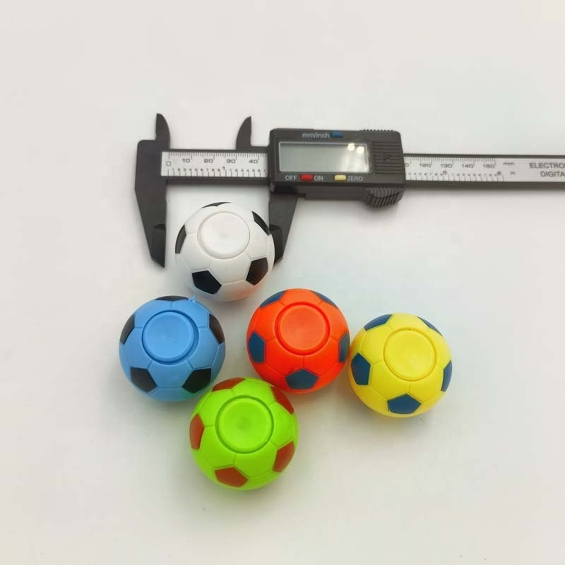 Hot Sales Mini Finger Football Hand Spinner Stress Ball Spinning Football Spin Football Kid Fidget Spinner Ball