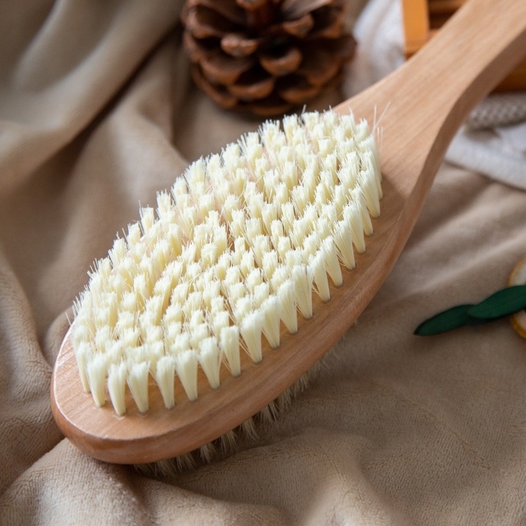 Dual Side Wooden Skin Scrub Exfoliating Scrubber Bath Brush Long Handle Back Shower Body Brush with with Soft and Stiff Bristles