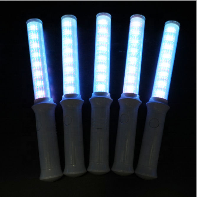 HOT Selling USB Rechargeable 15 Color Changed LED Flashing Stick with Remote control Small Party Radio Control LED Lighting Wand