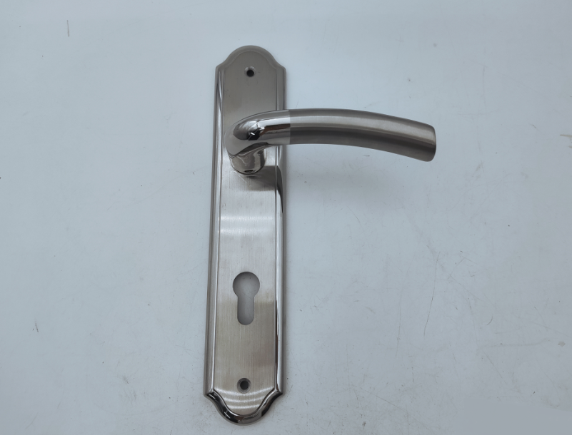 Hardware Manufacturer European Stainless Steel lever door handles with plate PL020