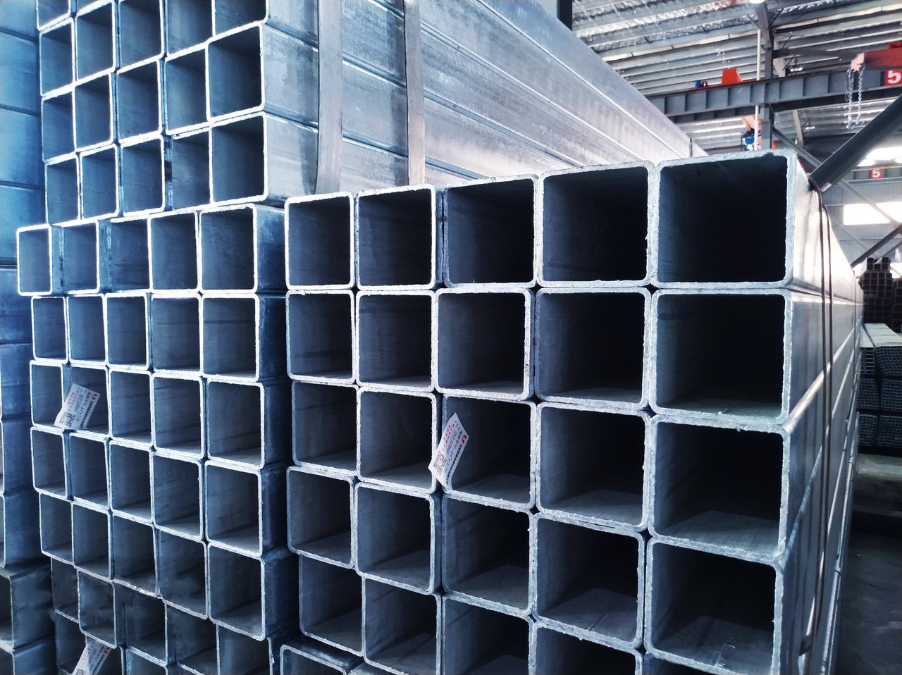 Precision Welding Carbon Black Steel Square Pipe Japanese Tube4 Inch Seamless Steel Pipe