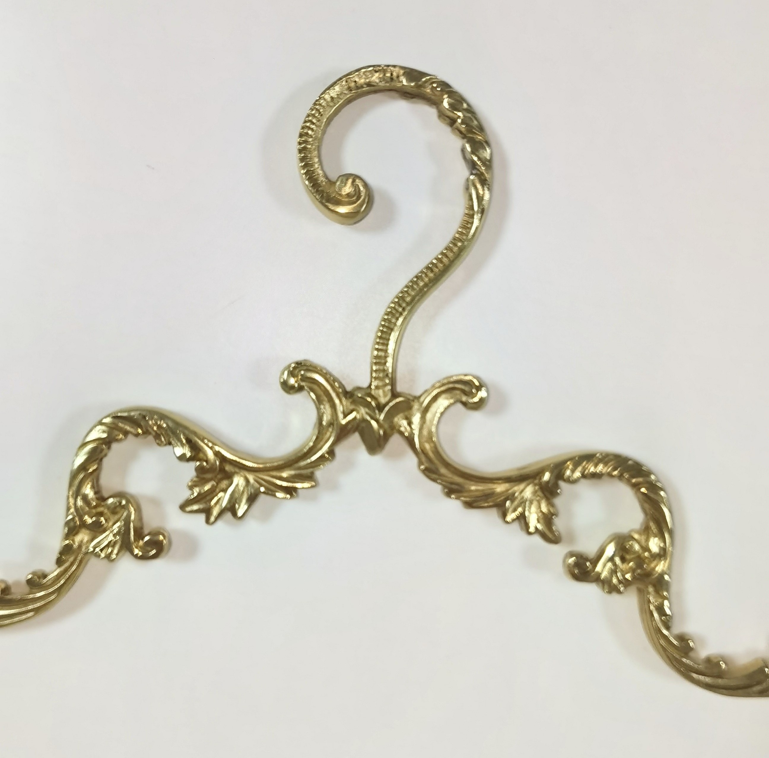 Manufacturer High Quality wholesale Custom luxury vintage dress hanger wedding brass bridal metal hangers