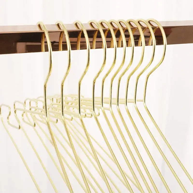 Wholesale Retail Clothing Rack Clothes Hangers Metal Wire Clothes Hanger Golden Customized Bathroom YX Foldable Travel Hangers