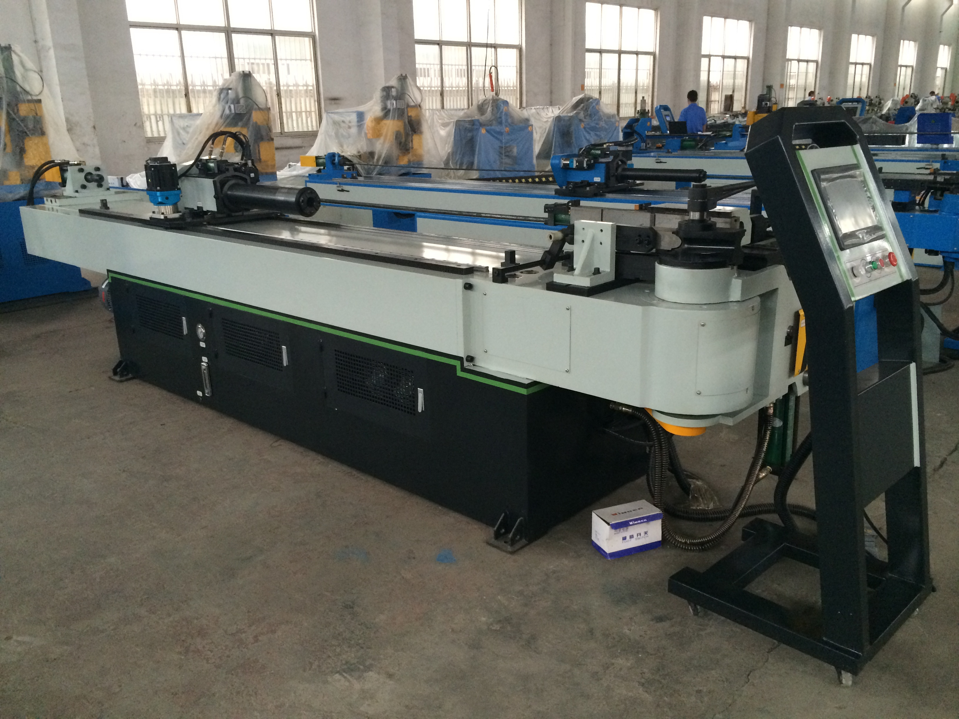 big CNC pipe bending machine for wheelbarrow and exhaust GM-SB-76CNC-2A-1S