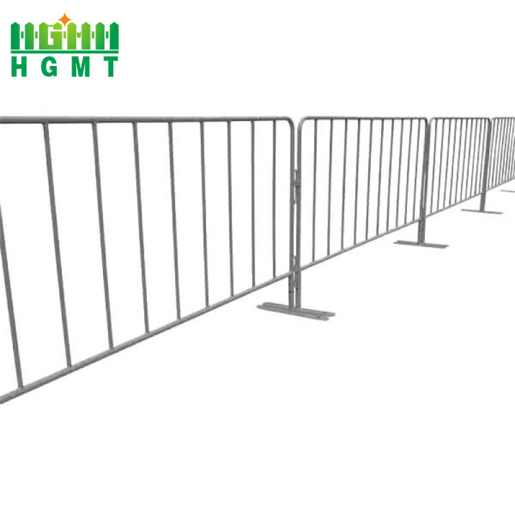 Hot sale road safety metal pedestrian used crowd control barrier for sale