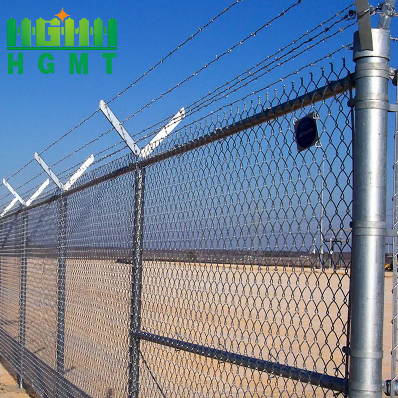 Wholesale Hot Dipped Galvanized Barbed Wire 6mm Aperture Chain Link Fence Extensions from China for Farm Fencing