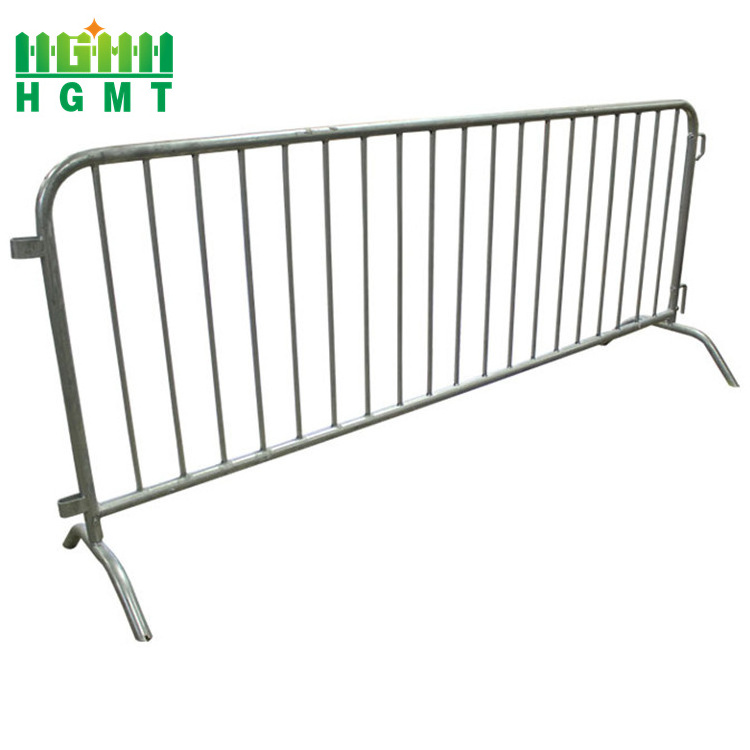 Hot sale road safety metal pedestrian used crowd control barrier for sale