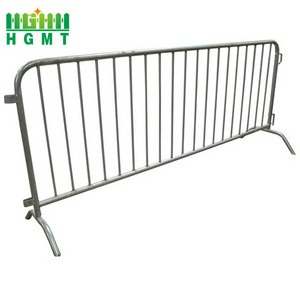 Hot sale road safety metal pedestrian used crowd control barrier for sale