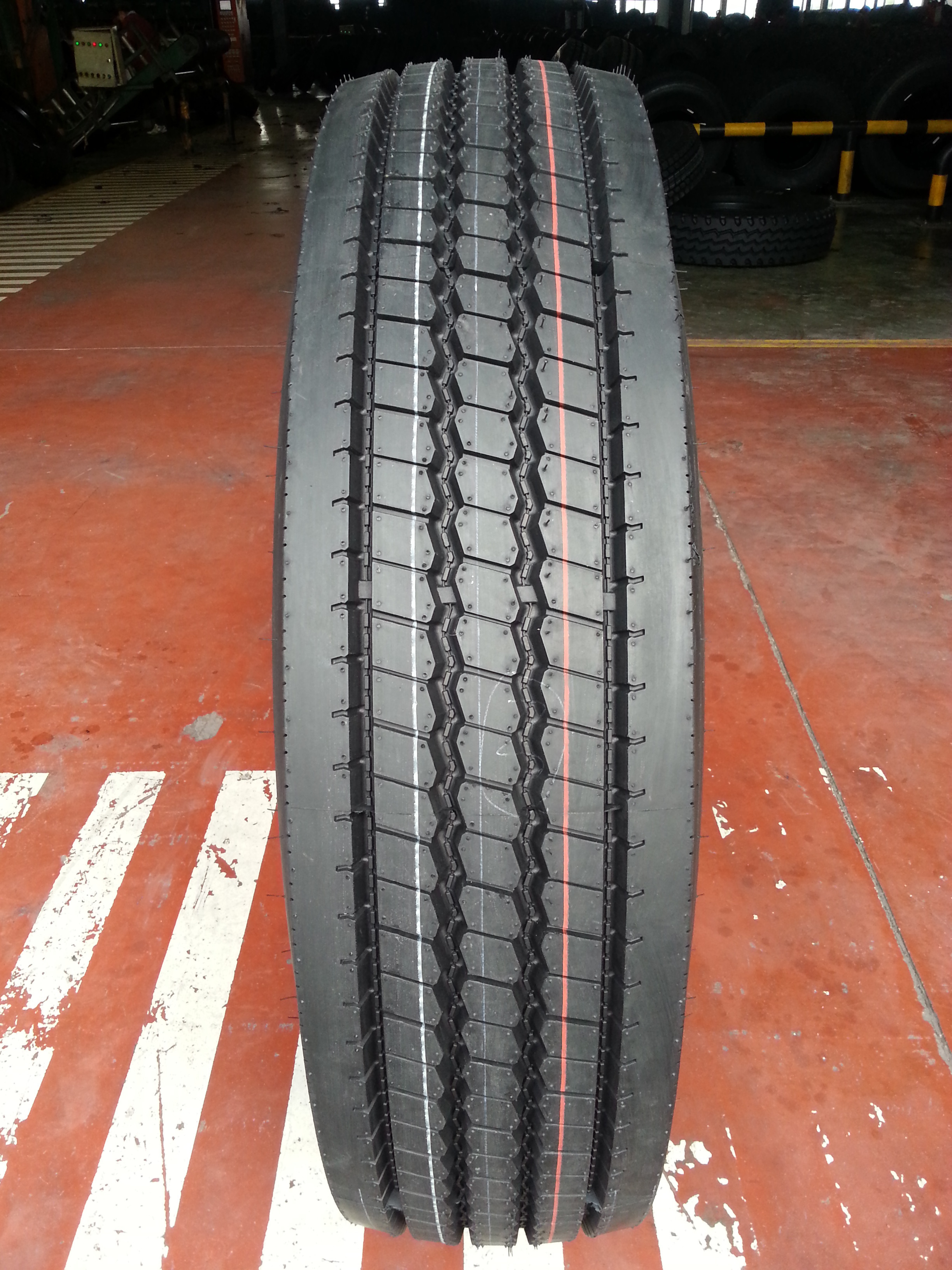 tyre truck 295 295/80r22.5 385 65r22.5  truck tyre 1000-20 truck tyre 1200r24