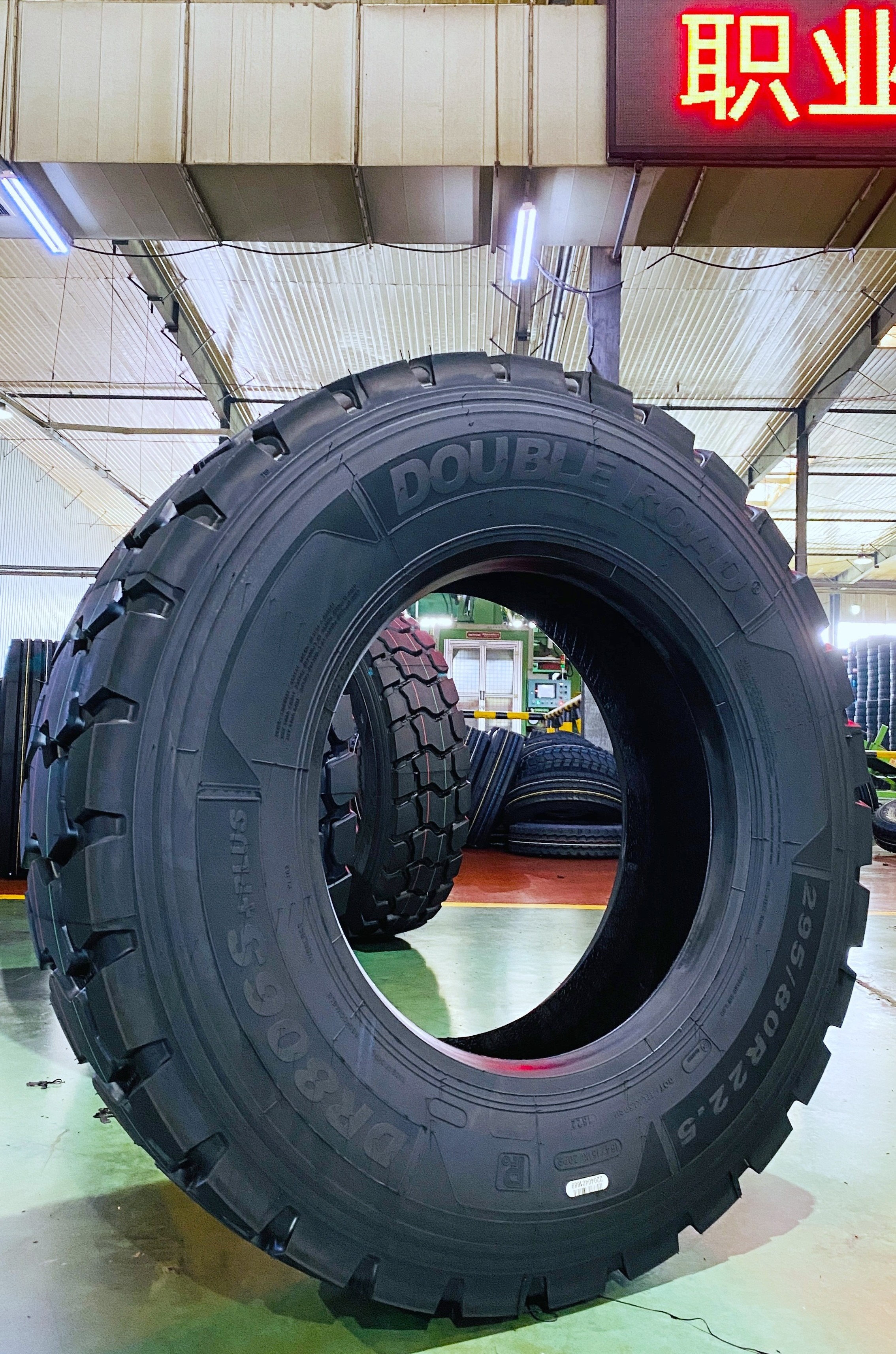 truck tyres 315/80/22.5  385/ 65 1200/24  all size truck tyre Wholesale manufacturer hot sale in the Middle East market with GCC