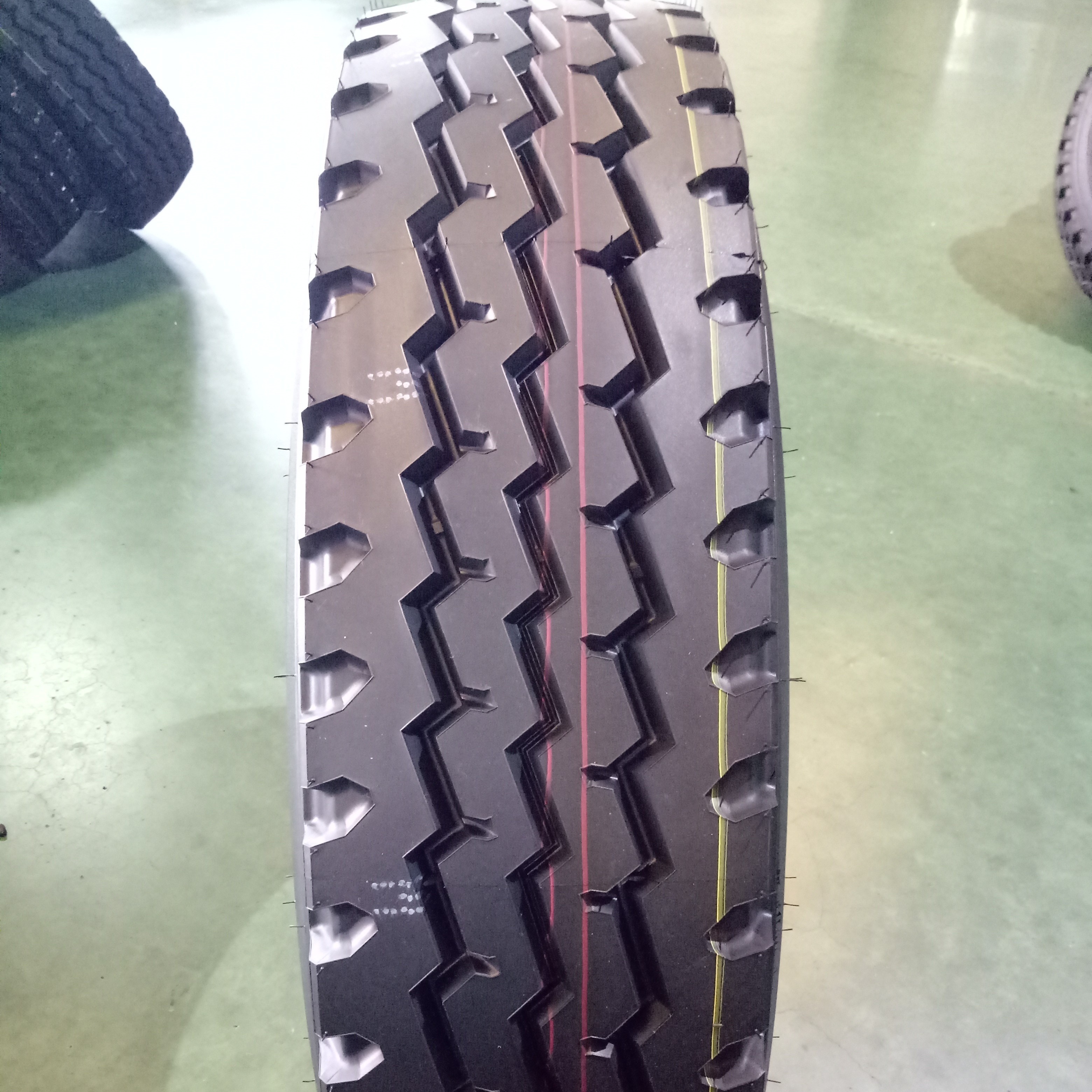 11r24.5 truck tyre  KAPSEN  BRAND  ANNAITE AMBERSTONE BRAND 11r22.5 truck tires trailer tyres