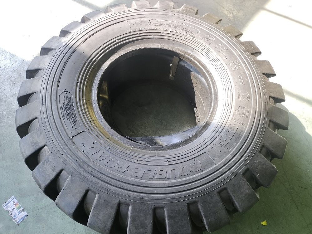 Chinese Factory Quality Radial Tyres Solid TIRE 26.5-25 OTR Tire