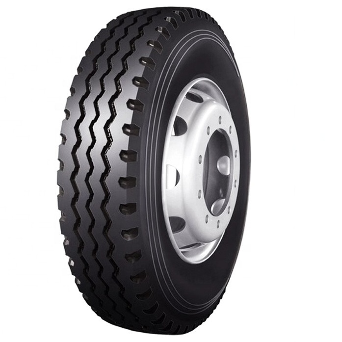 China brand best quality SUPERHAWK 255/70R22.5 265/70r19.5 TUBLESS LIGHT TRUCK TYRE OVELOAD TBR RADIAL TRUCK TYRE