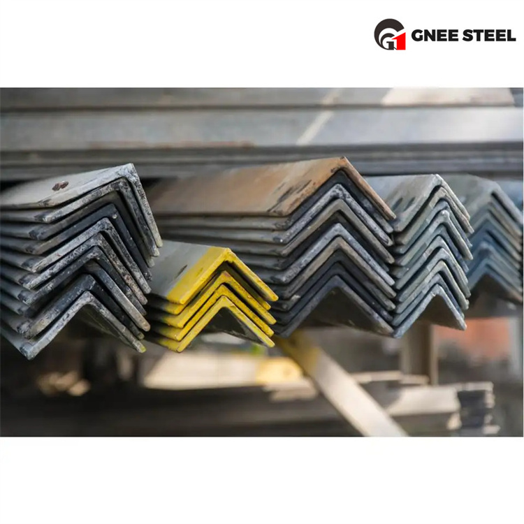 China Manufacturer 2x2 Angle Iron 25*25 30*30 Equal Angle Steel Price Per Kg angle bar