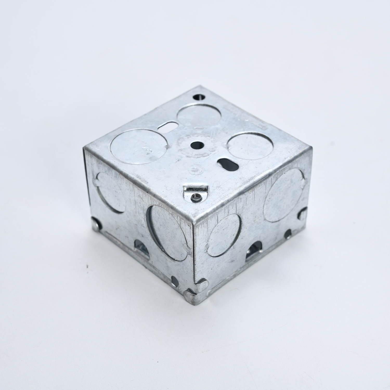 Saudi Arabia hot selling 35mm 47mm metal electrical switch box 2 3 4 gang  GI BOX module box