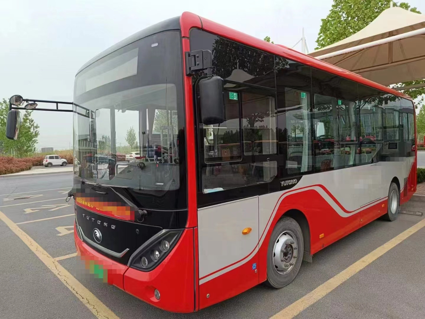 Electric City bus Yutong brand new and used ZK6816 city traffic bus 55/23 60 seater luxury china travel bus price for africa