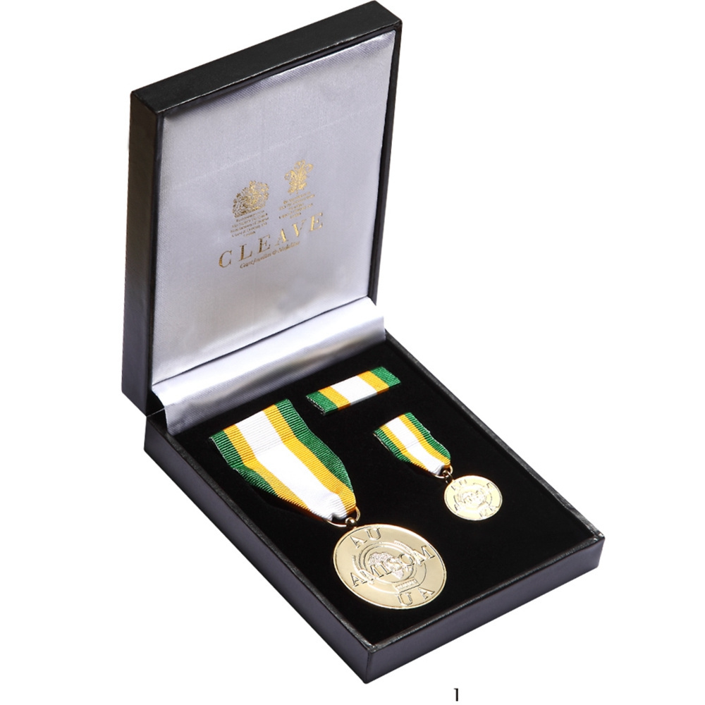 Manufacturer Custom Medalla Medallion Die Cast Metal Badge 3D Activity Medals And Awards Medal Of Honor With Ribbon