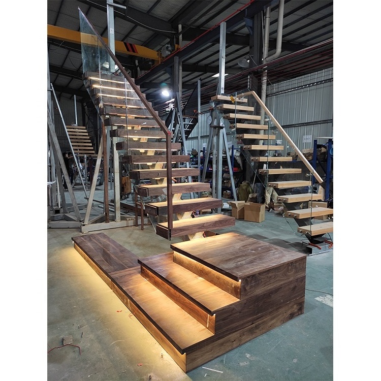 Factory Direct Price Solid Wood Handrail Nosing Step Stringer Staircase Support Bracket Post Railing Oak Wood Stair Treads