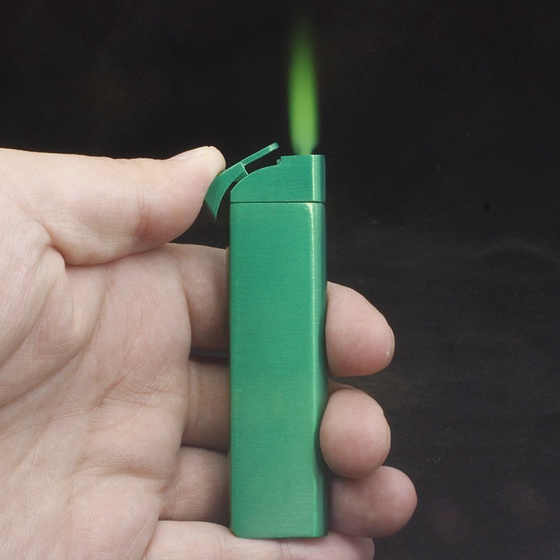 custom logo cool cricket lighters smoking accessories gas lighter windproof pocket green flames lighters