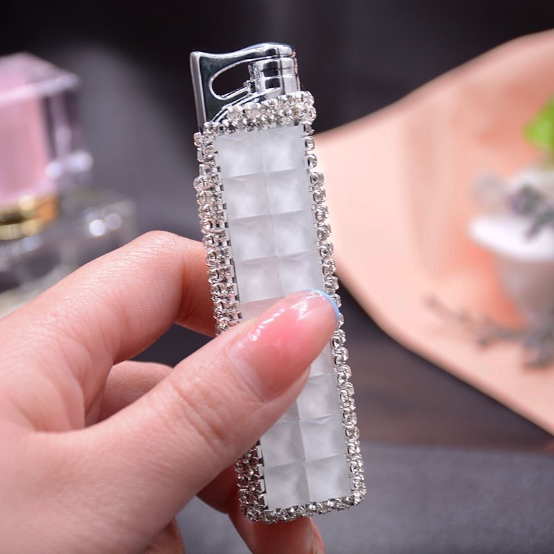 pink flame luxury diamond butane gas lighter windproof straight torch gas lighter refill gas lighters custom logo