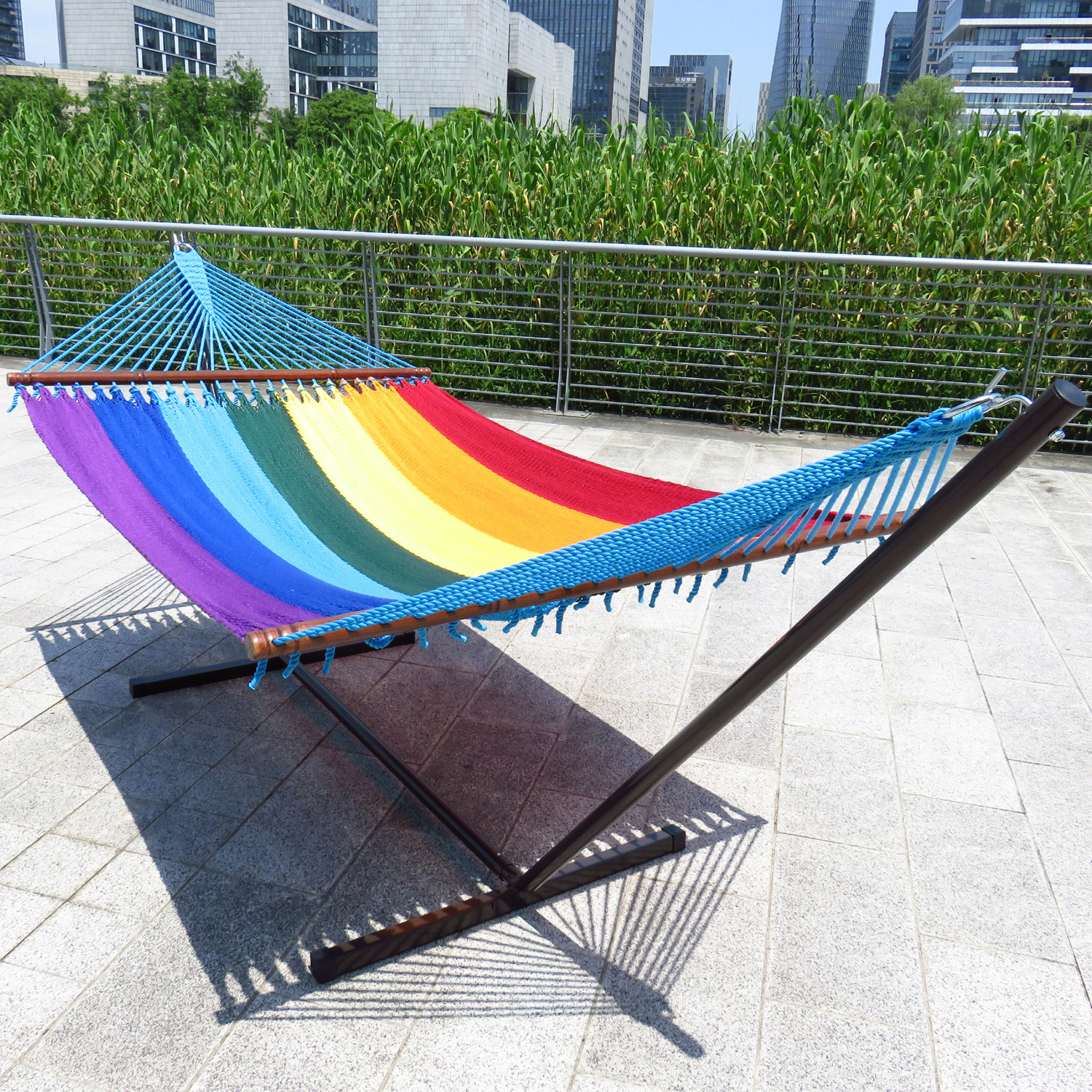 Patio Free Standing Hammock Bed Outdoor Portable Double Swing Hammock With Stand and Wooden Spreader Bar For Camping